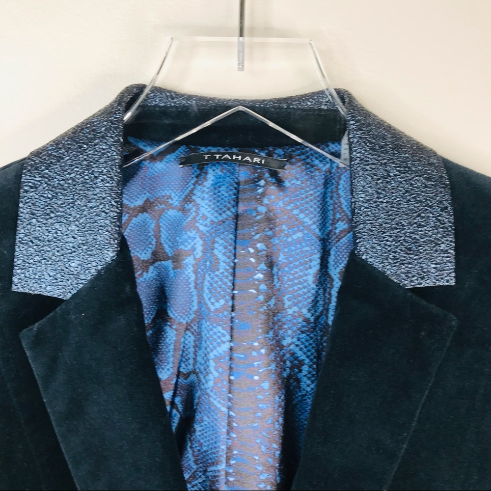 T Tahari Velvet Blazer Jacket Metallic Collar